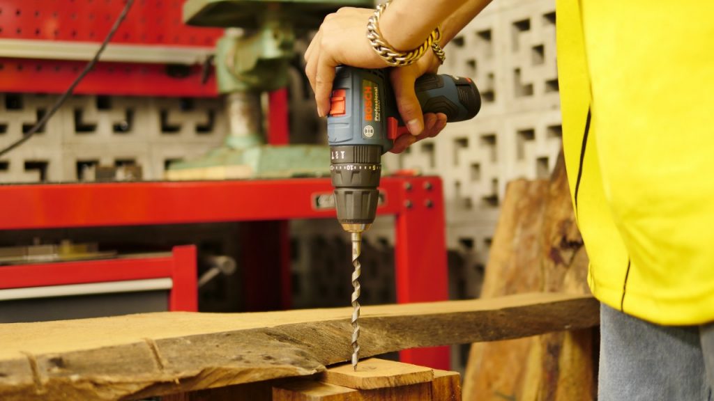 สว่านไฟฟ้า