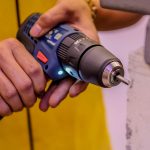 สว่านไร้สาย