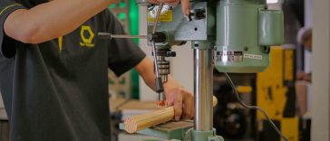 สว่านแท่น