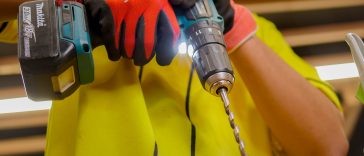 สว่านไร้สาย