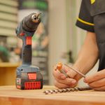 สว่านไร้สาย