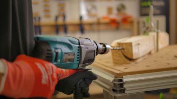 สว่านไฟฟ้า